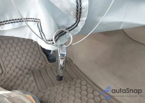 2016 Mercedes-Benz E 350 4Matic из США, поврежденный, VIN WDDHF8JBXGB208682